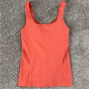 Lululemon top
